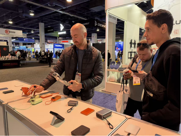 CES 2026 | 芯海科技：移动电源量产方案全球亮相  计算生态赋能AI PC旗舰新品上市